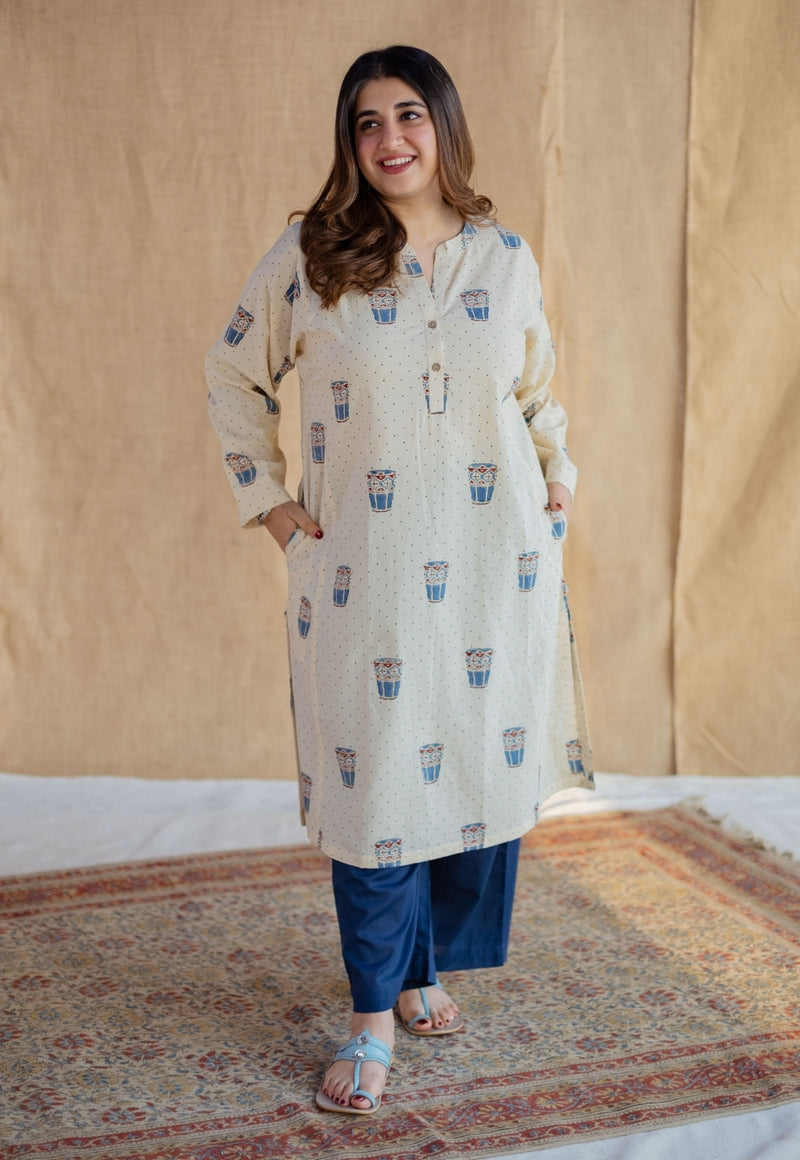 Shirin Off White Ajrakh Cotton Straight Kurta