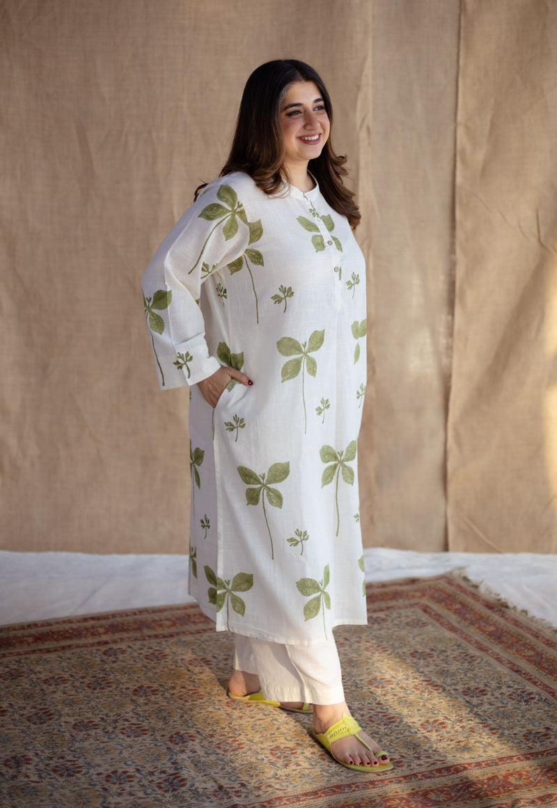 Azha Off White Dabu Slub Cotton Straight Kurta