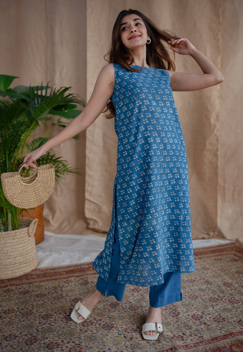 Shiza Blue Straight Dabu Slub Cotton Kurta