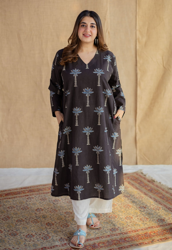 Jinat Charcoal Ajrakh Cotton Jhabba Kali Kurta