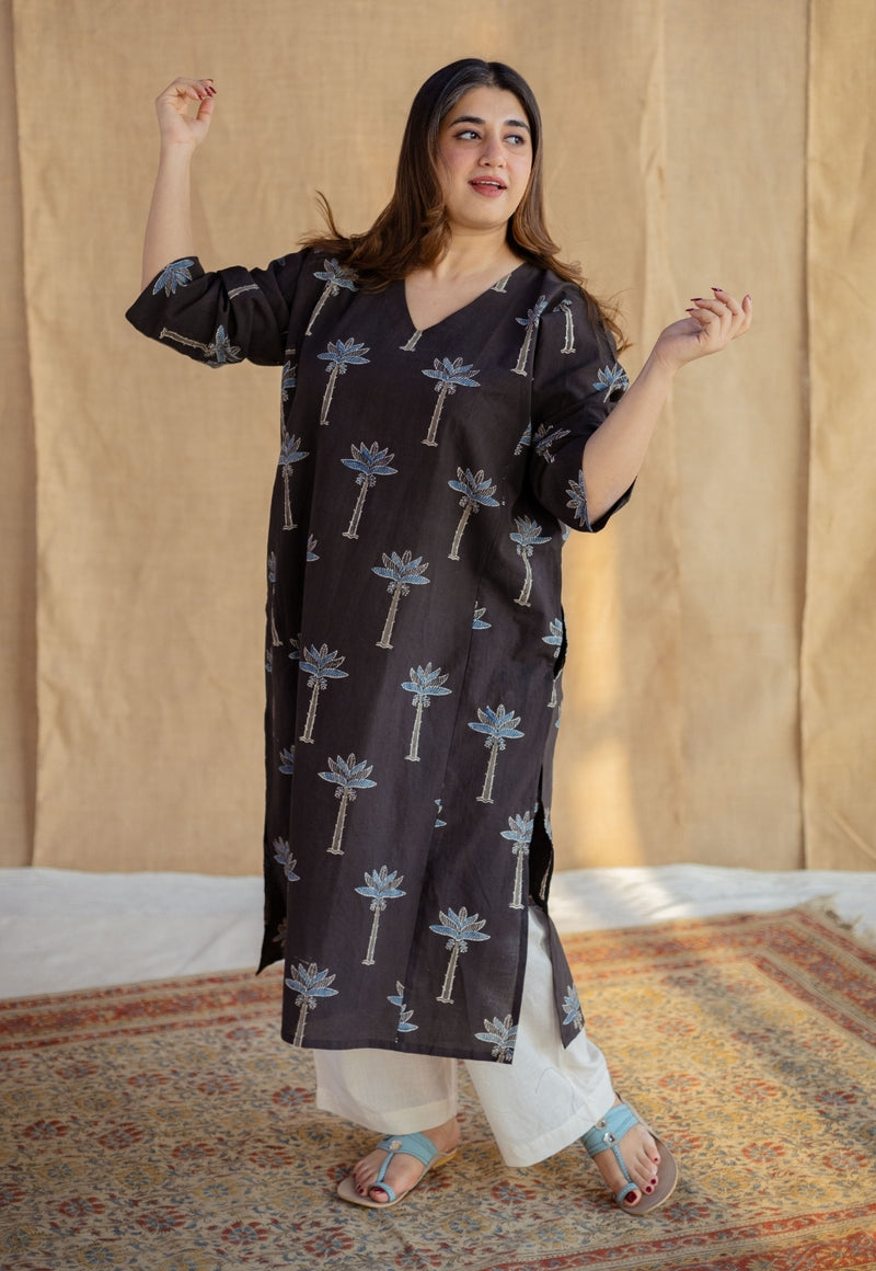 Jinat Charcoal Ajrakh Cotton Jhabba Kali Kurta