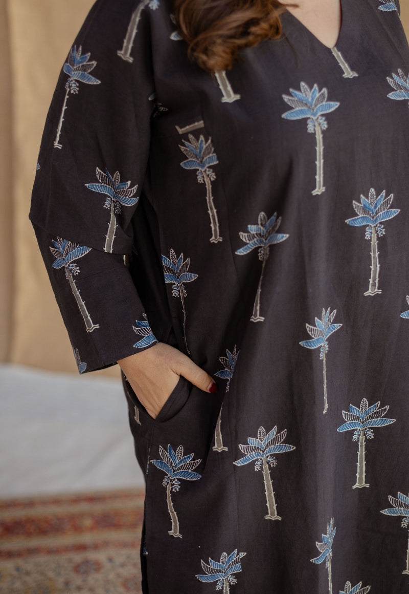 Jinat Charcoal Ajrakh Cotton Jhabba Kali Kurta