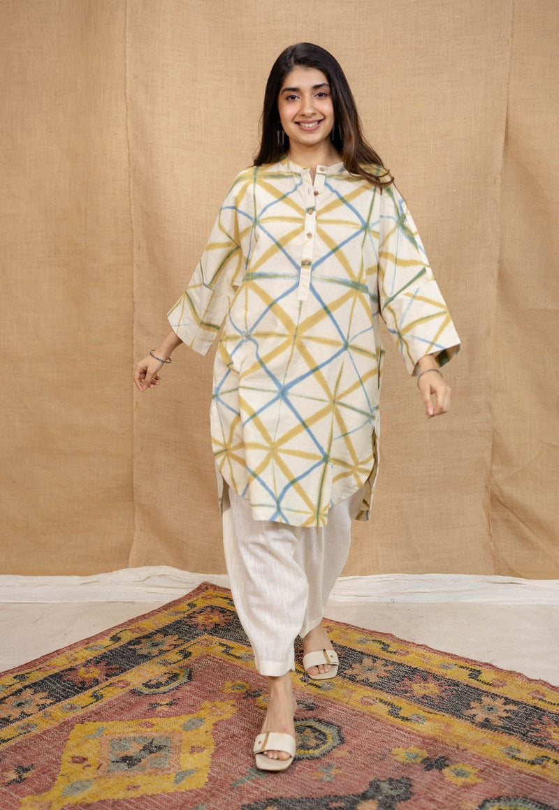 Raiha White Clamp Dyed Linen Loose Kurta