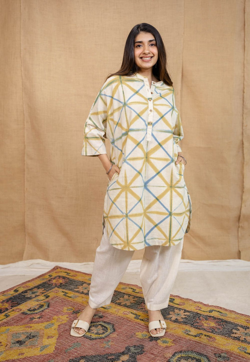 Raiha White Clamp Dyed Linen Loose Kurta