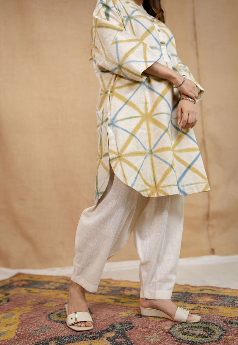 Raiha White Clamp Dyed Linen Loose Kurta