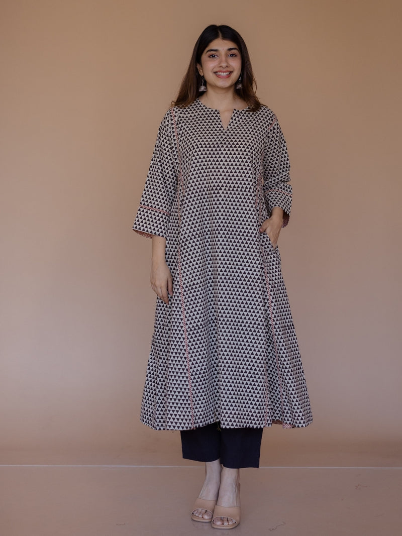 Nyra Off White Bagru Cotton Jhabbha Kali Kurta with Embroidery