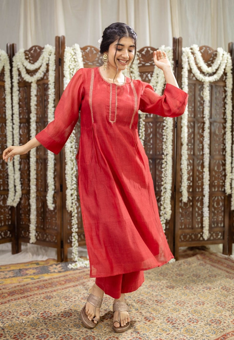 Yasti Red Chanderi Silk Straight Hand Embroidered Kurta Set (Set of 3)