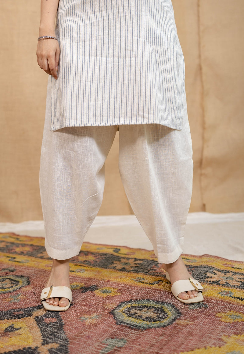 Divija Off-White Straight Handwoven Kala Cotton Kurta