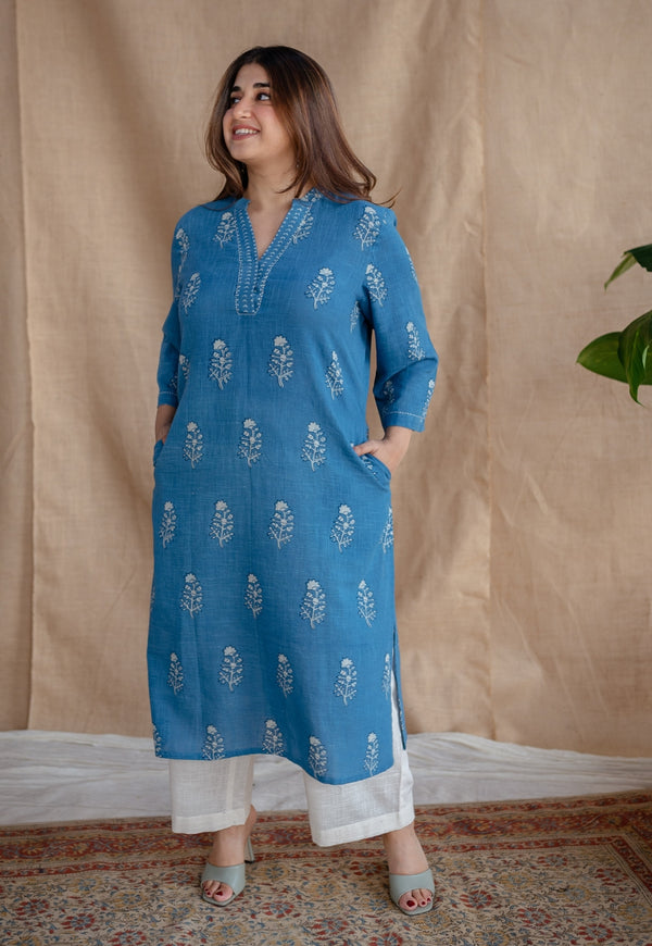 Yanha Indigo Dabu Slub Cotton Straight Kurta with Embroidery