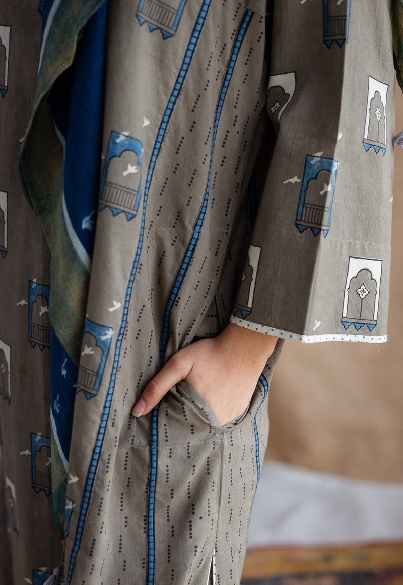 Rishvi Warm Grey Ajrakh Cotton Anti-Fit Kurta