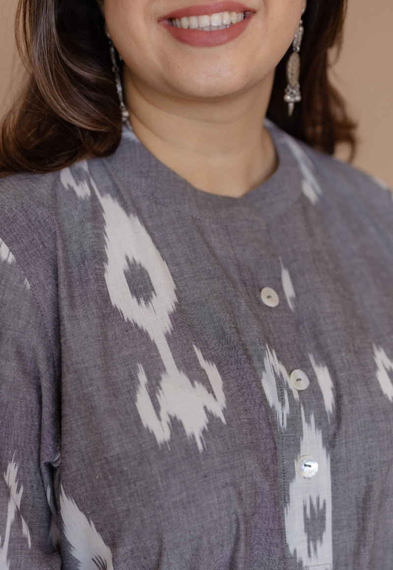 Ayaat Grey Handloom Ikkat Cotton Straight Kurta
