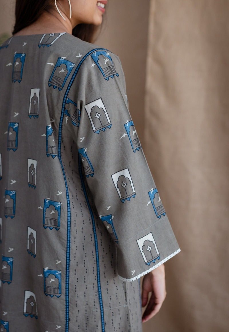 Rishvi Warm Grey Ajrakh Cotton Anti-Fit Kurta