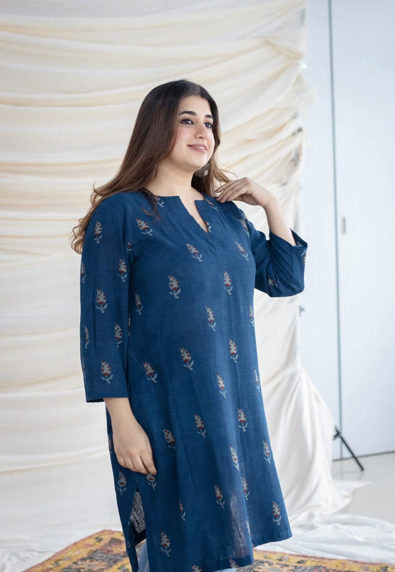 Hitanshi Slub Cotton Indigo Short Kurta