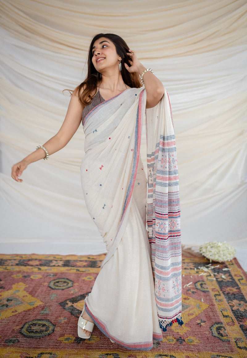 The Indian Ethnic Cos Cotton Bhujodi Handwoven Saree  THE INDIAN ETHNIC  CO