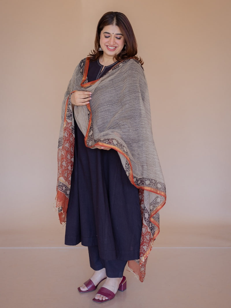 Off White Stripes Bagru Kota Doria Cotton Dupatta