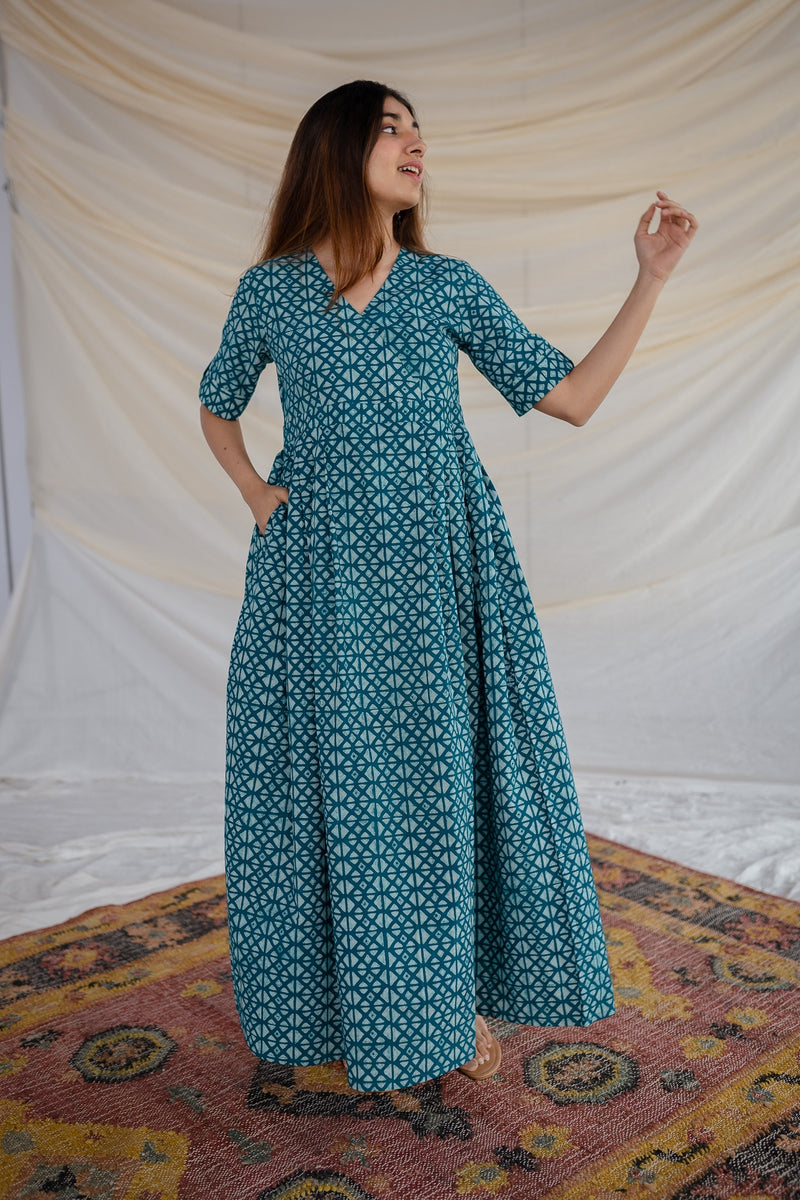 Buy One-Piece Dresses For Women in India @ Limeroad