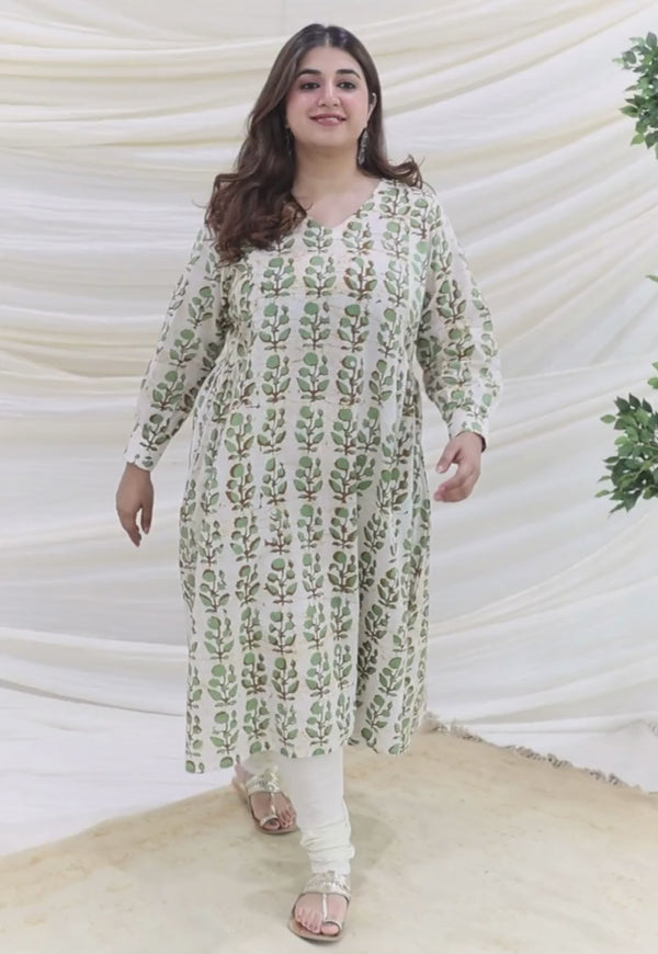 10 Designer Kurtis with Jeans For Women Trending Now (2023) - Tips and  Beauty | Kurti with jeans, Jeans outfit women, Kurti designs