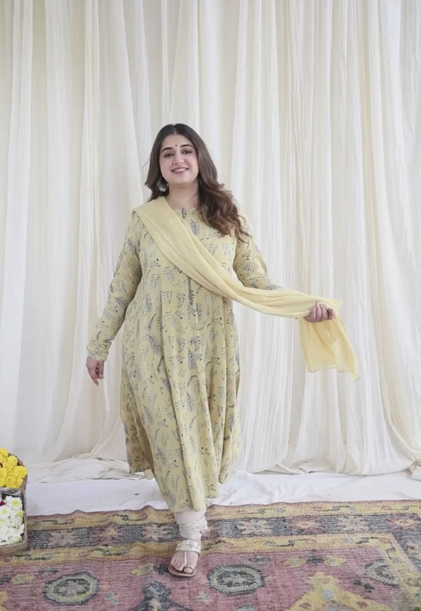 Avantika Modal Tissue Ajrakh Kali Kurta