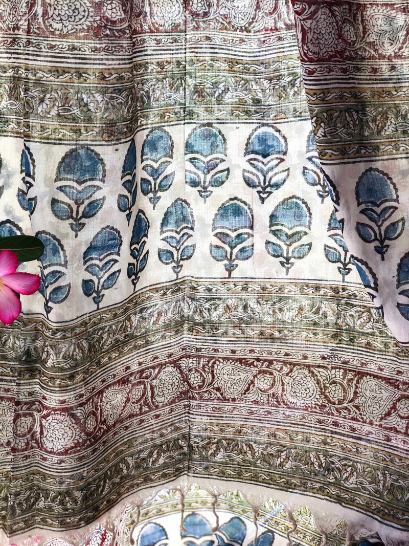 Ivory Indigo Rosebud Kalamkari Dupatta | Relove