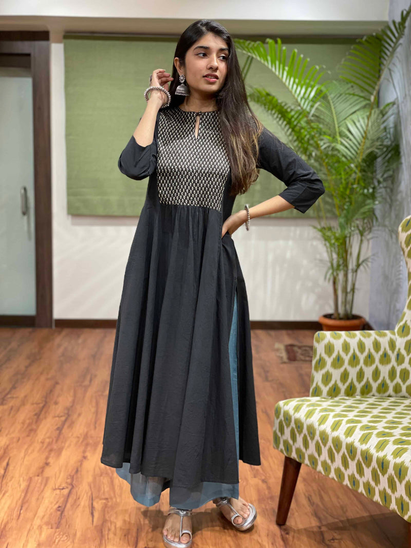 Nirvi Midnight Ajrakh Kali Kurta