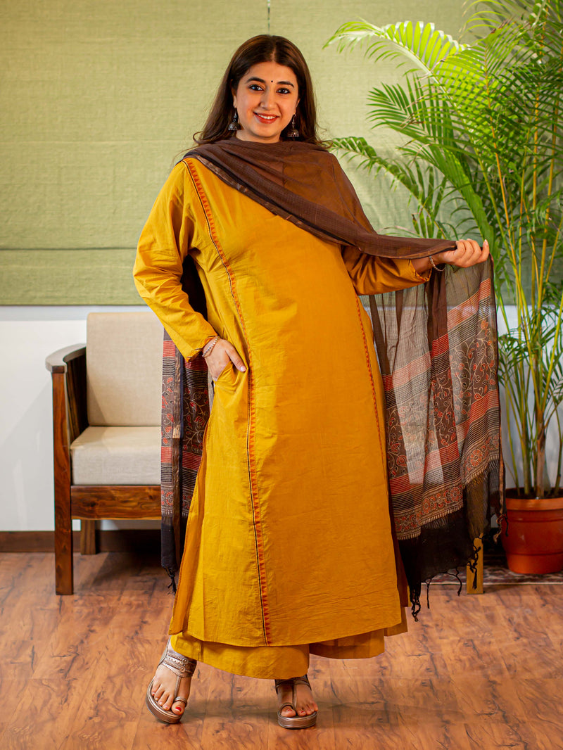 Which colour matches a yellow kurti? - Quora