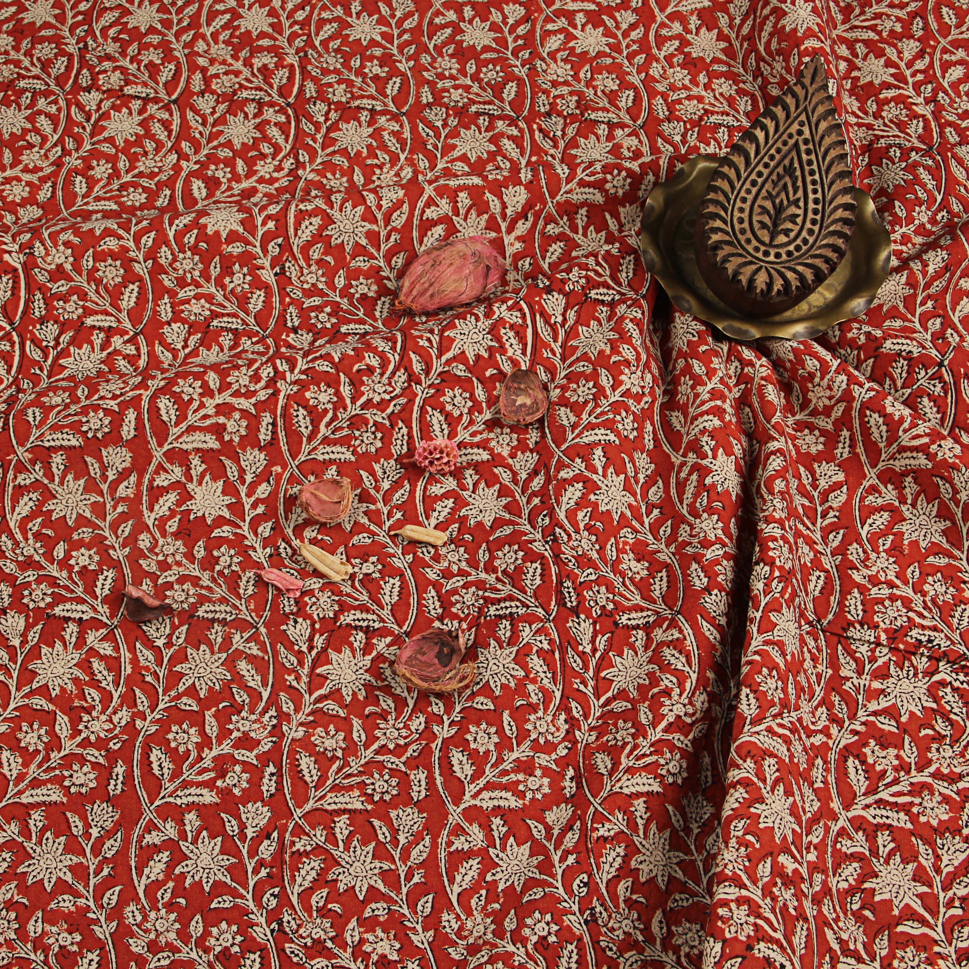 Red Floral Block Printed Cotton Fabric – THE INDIAN ETHNIC CO.
