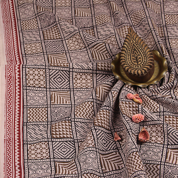 Bagh Geometric Jaal Hand Block Printed Cotton Fabric