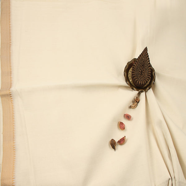 Mangalgiri White Plain Natural Dyed Nizam Border Cotton Fabric