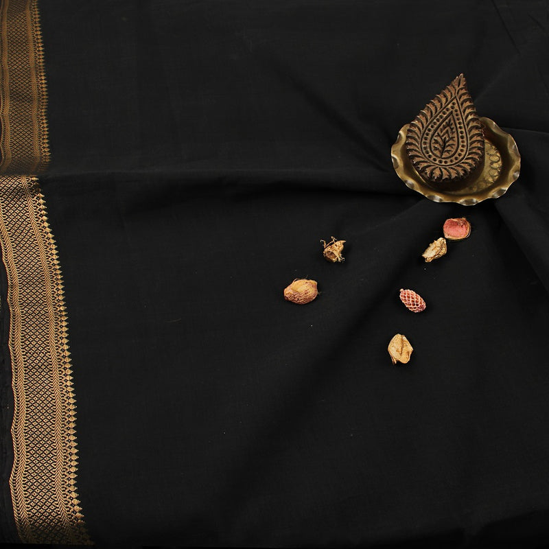 Mangalgiri Black Nizam Border Natural Dyed Cotton Fabric