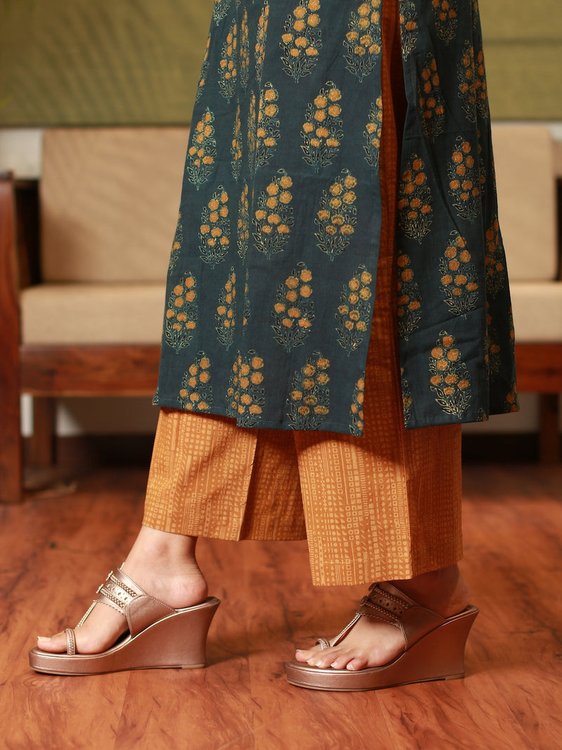 Indian Ethnic Women's Cotton Kurta , Ajrakh, Green – THE INDIAN ETHNIC CO.