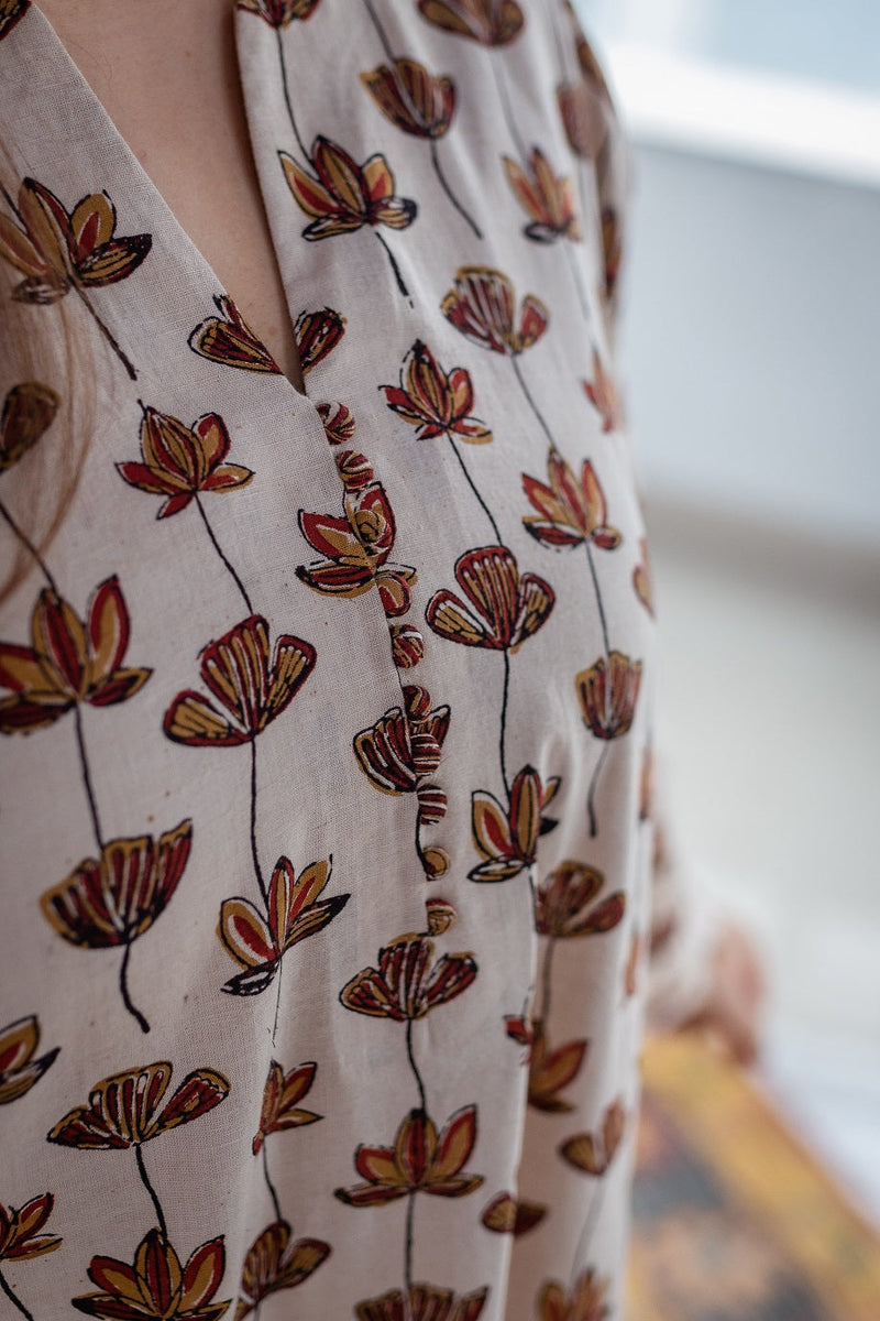 Disha Handwoven Kamal Print Kali Kurta