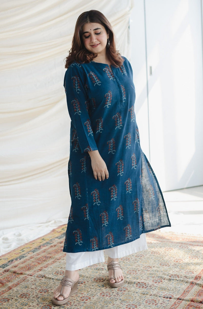 Lavanya Dabu Kali Kurta