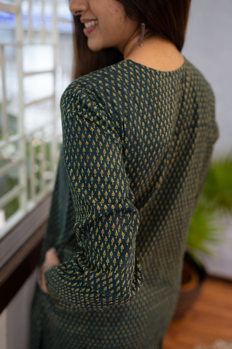 Heena Green Cotton Ajrakh Kurta
