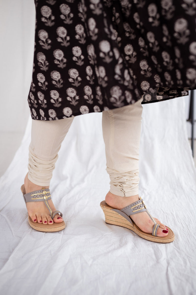 Aarvi Jahota Black Cotton kurta