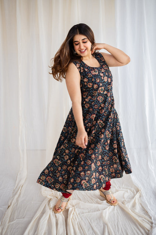 Veronika Jahota Black Cotton Flared Kurta