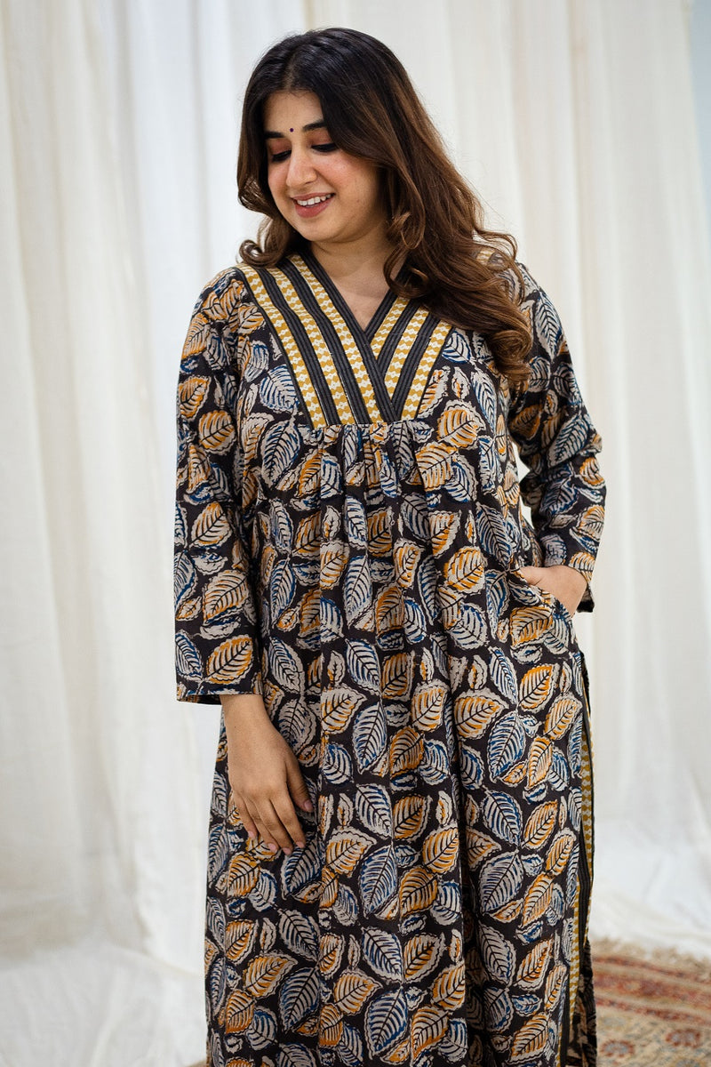 Prisha Kalamkari Black Cotton Kurta