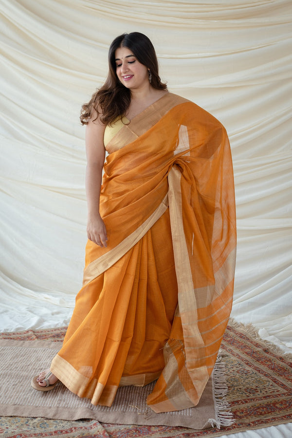 Maheshwari Silk Cotton Half Tissue Double Golden Zari Border Handwoven Saree