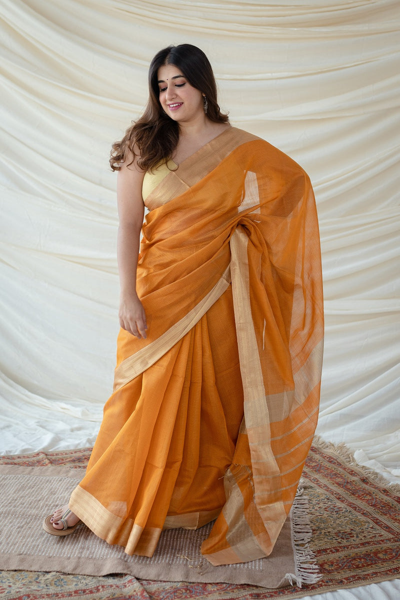 Maheshwari Silk Cotton Half Tissue Double Golden Zari Border Handwoven Saree